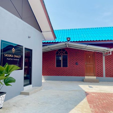 Sasuka Chalet Pantai Pandak 쿠알라트렝가누 외부 사진